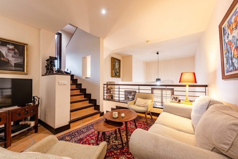 2bc317be7aabfe199747514ed37a212b - 8