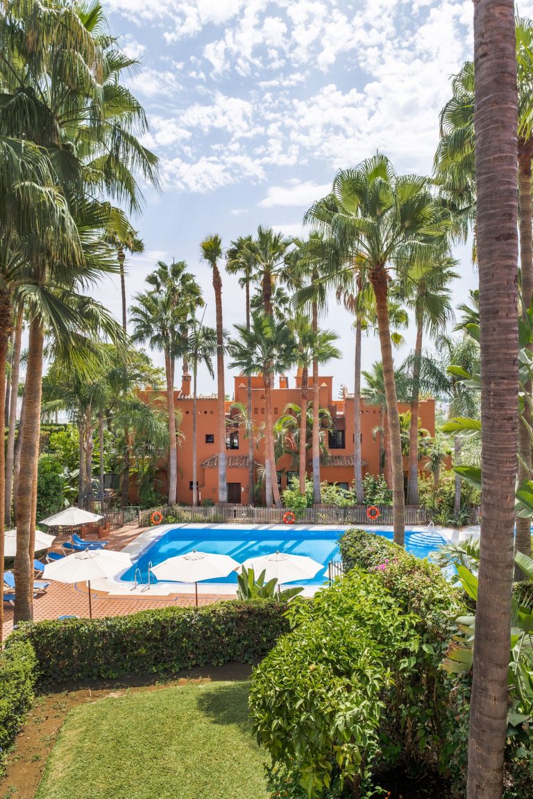 2cec53e5c24411c96137913150aeb660 - 2