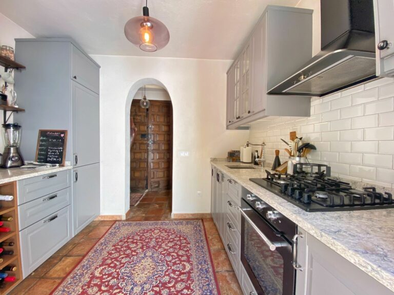 2d6abd713c2ac0b0a82bc3ac939970ff - 15