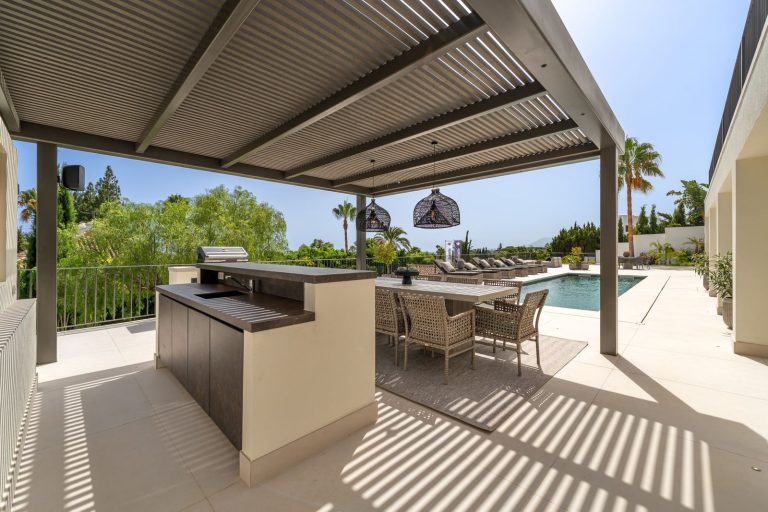 2e6a9f2a0a5a3e62f286511ed4767f24 - 5