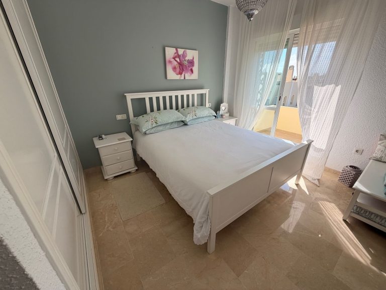 2e6c32df08b4b7c57133f41c879ba351 - 16