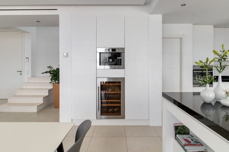 3059b0f76ceea17267c8ed028b0f5e07 - 11