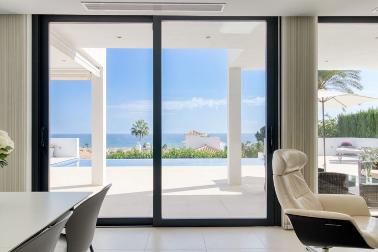 3059b0f76ceea17267c8ed028b0f5e07 - 8