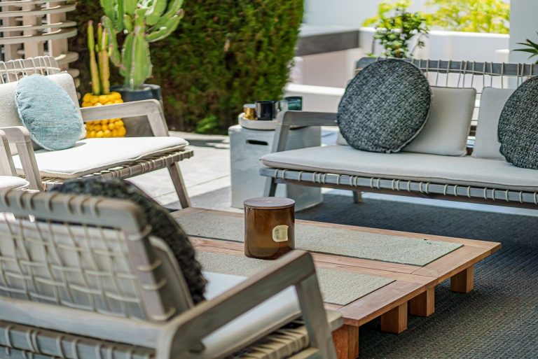 3091367a31a5b374ae46c9104c507683 - 12