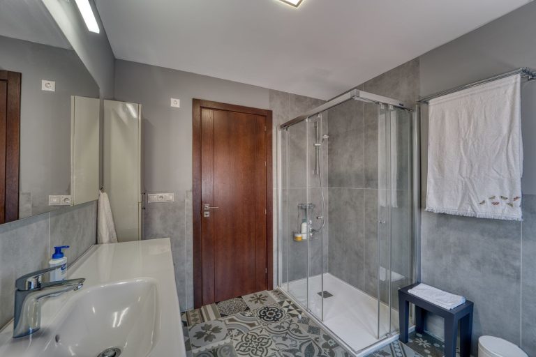 3188f73c966136f46e48335983698ba6 - 13