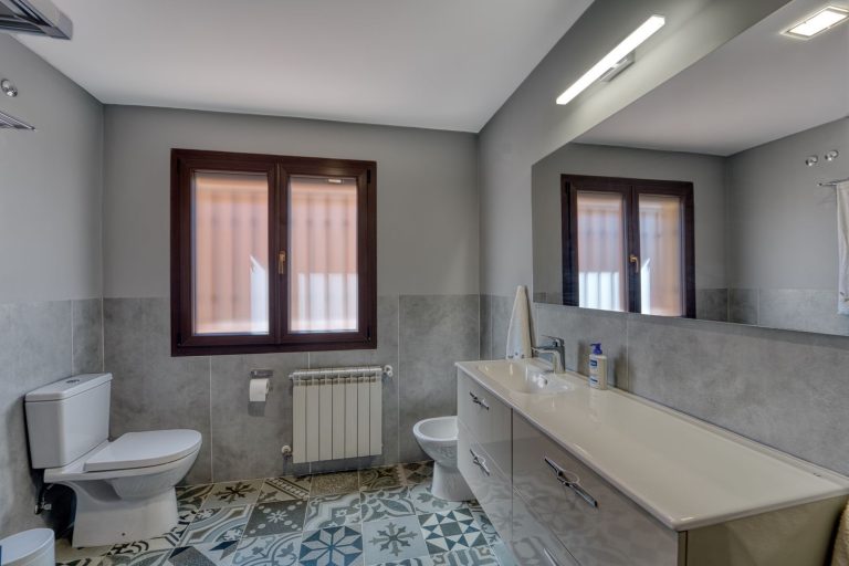 3188f73c966136f46e48335983698ba6 - 14