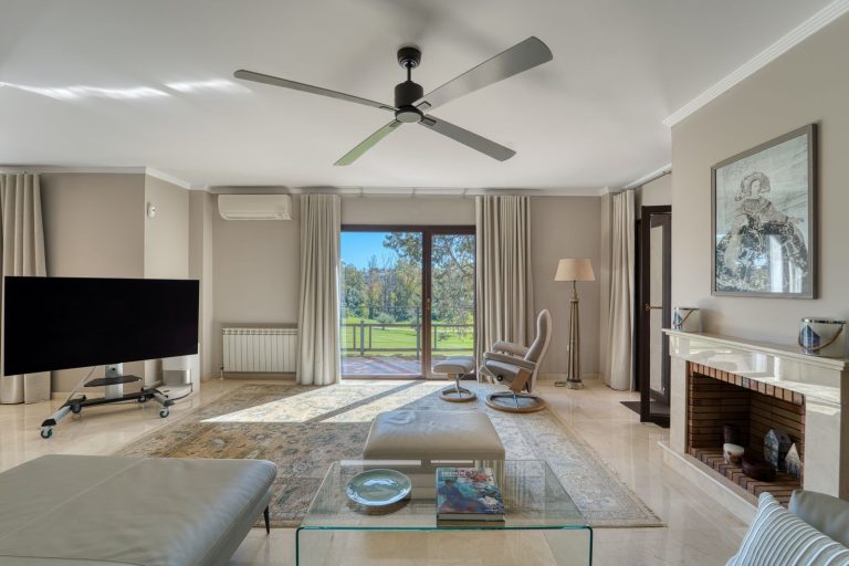 3188f73c966136f46e48335983698ba6 - 2