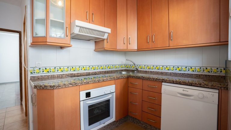 319ed18ec109c2f99b1ff06e4a17c05e - 3