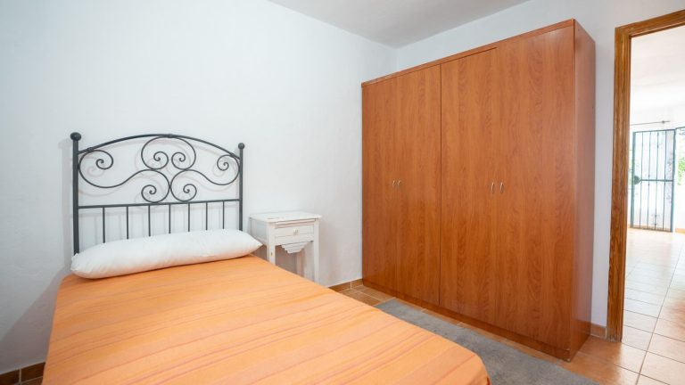 319ed18ec109c2f99b1ff06e4a17c05e - 9