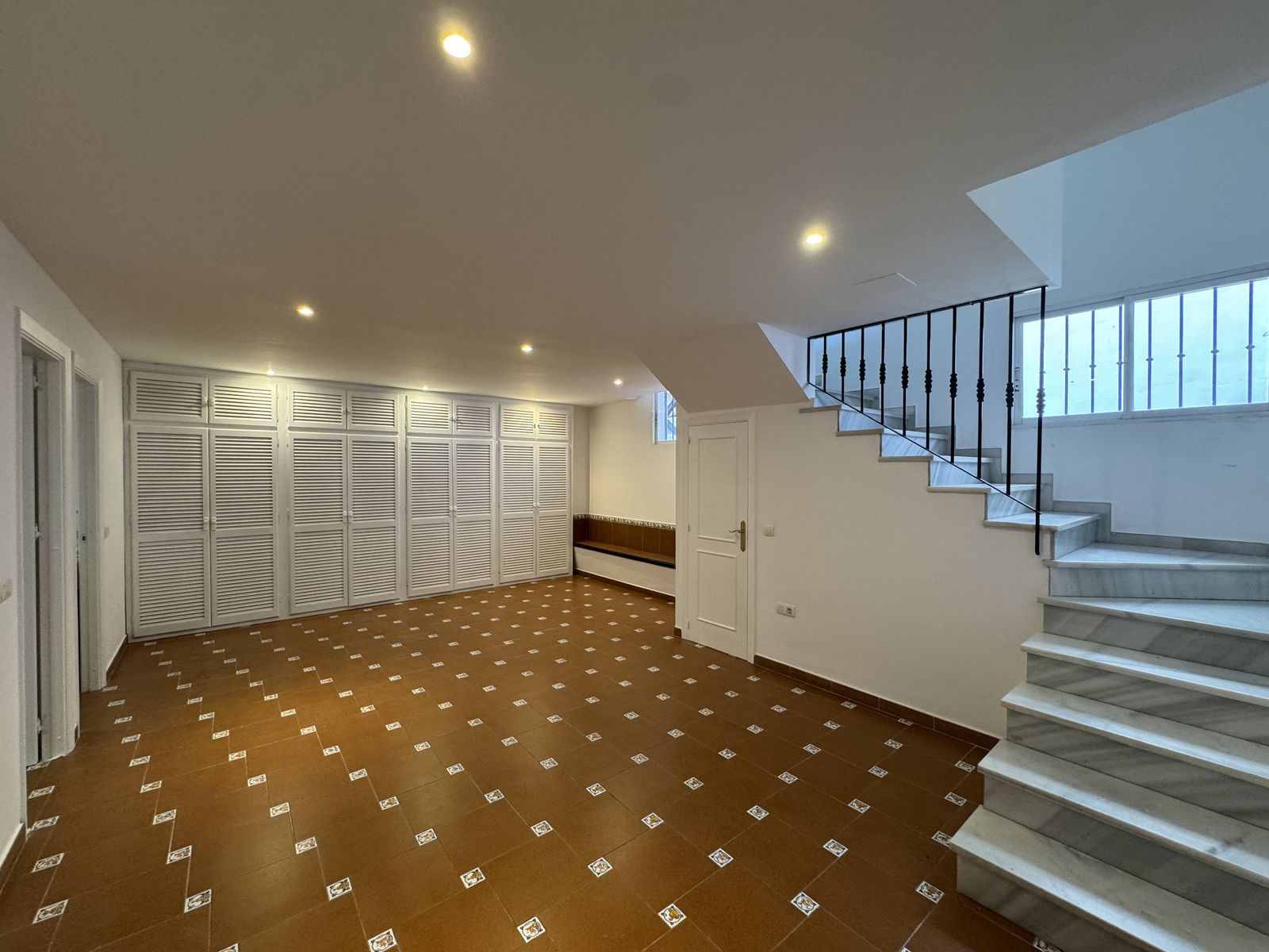 31a75b626059daa572dbece70779fdbc - 15