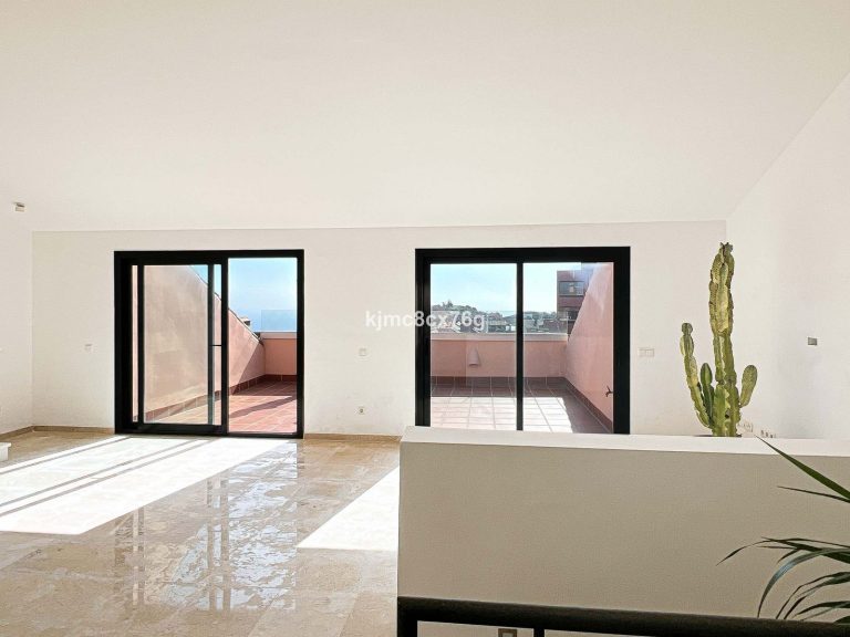 31f3b12a80fb121137a17a3cadb4908c - 15