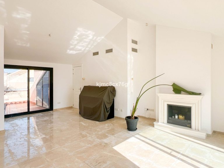 31f3b12a80fb121137a17a3cadb4908c - 9