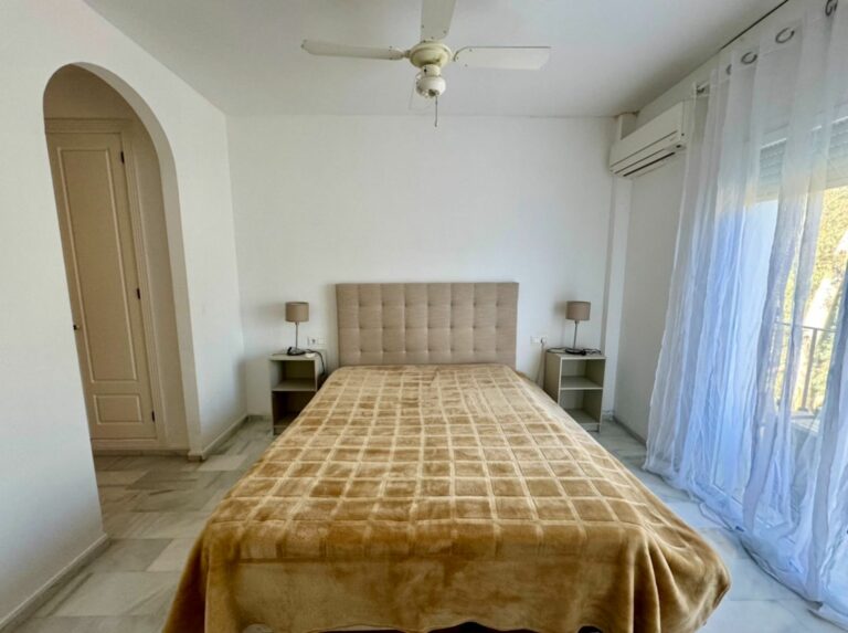 33308f38eb9f21761d4e3d554242d0ad - 13