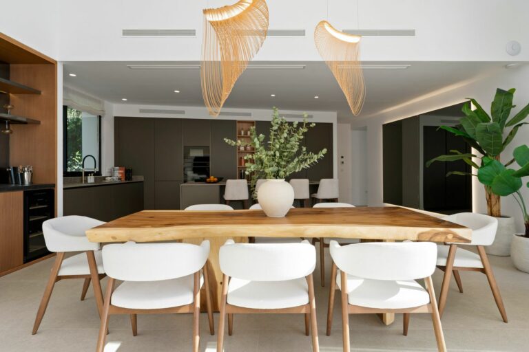 3379fbbd9a57742fc63a3163e1beceed - 10