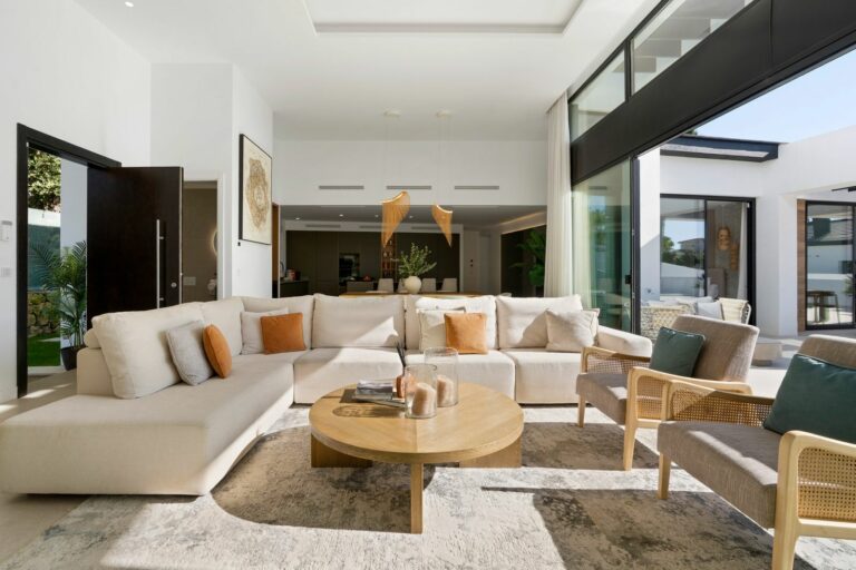 3379fbbd9a57742fc63a3163e1beceed - 8