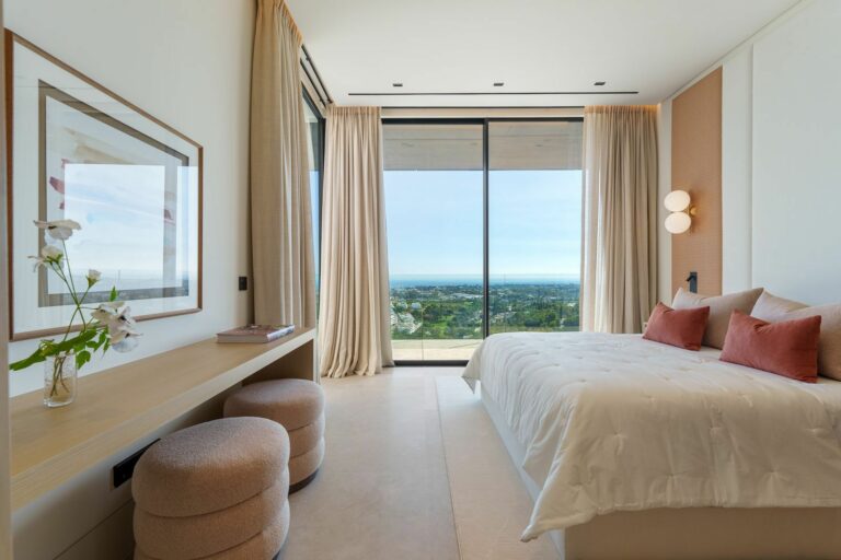 341edaa695b4ea7cb4e24d976115cfef - 16