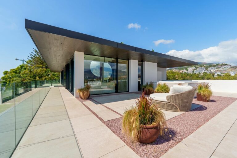 341edaa695b4ea7cb4e24d976115cfef - 5