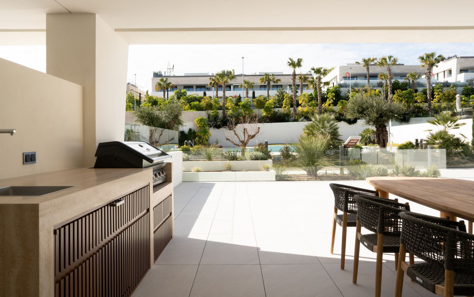 357447bdd874a0adacf8e63c606d3e91 - 3