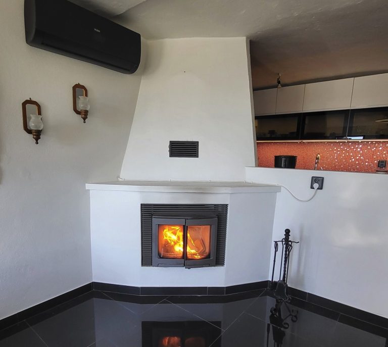 357aed645d24996a404f07e99764586c - 3