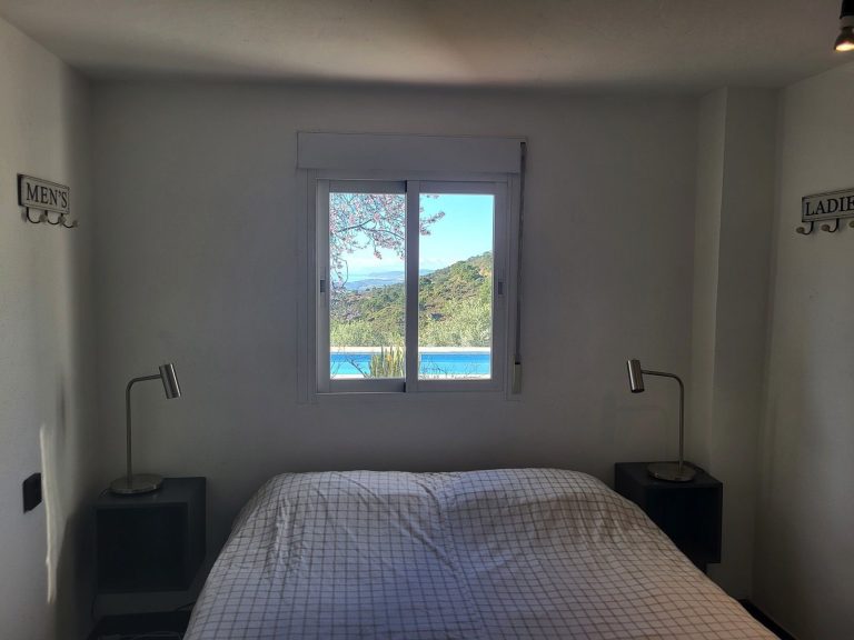 357aed645d24996a404f07e99764586c - 5