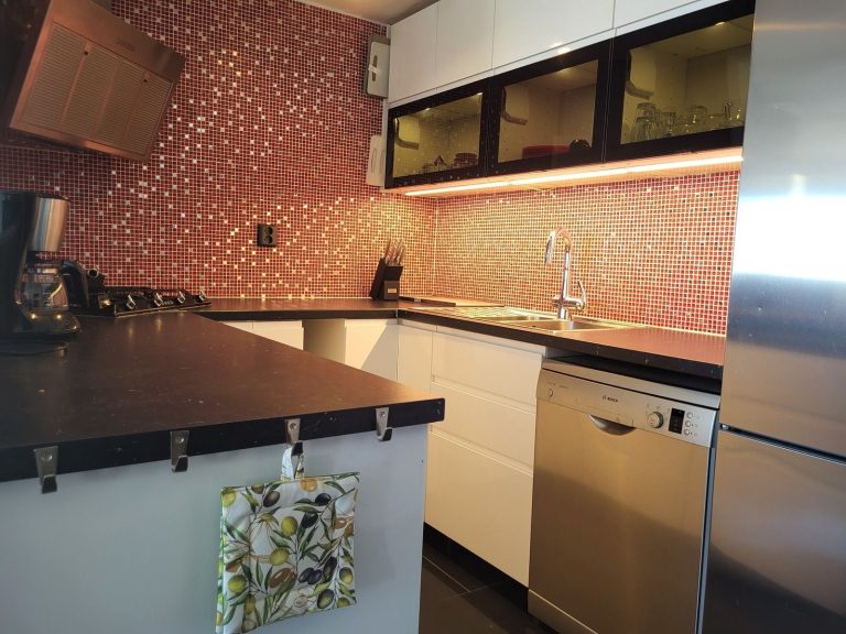 357aed645d24996a404f07e99764586c - 6