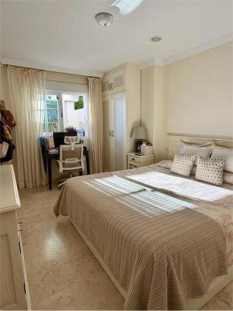 359b44b5dfa724f1a716855b659592eb - 6