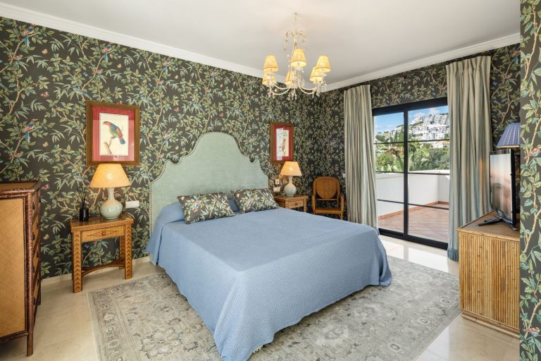 35caa117e87616330924045e21f0abf5 - 7