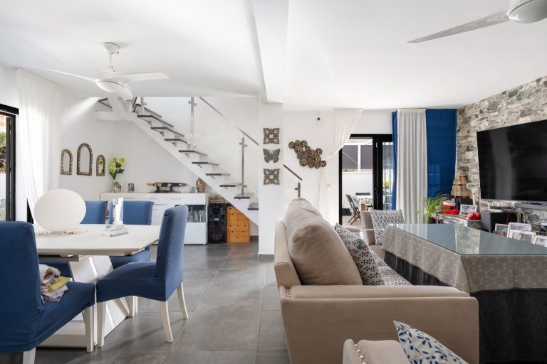 36965436d11c7a83d630cd317de9f504 - 3