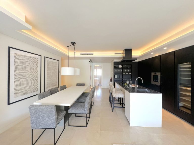 3701b07e8b6ac7ce23dca03e9a96f594 - 15