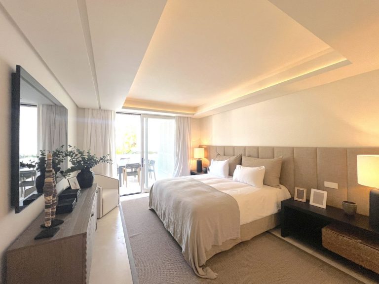 3701b07e8b6ac7ce23dca03e9a96f594 - 9