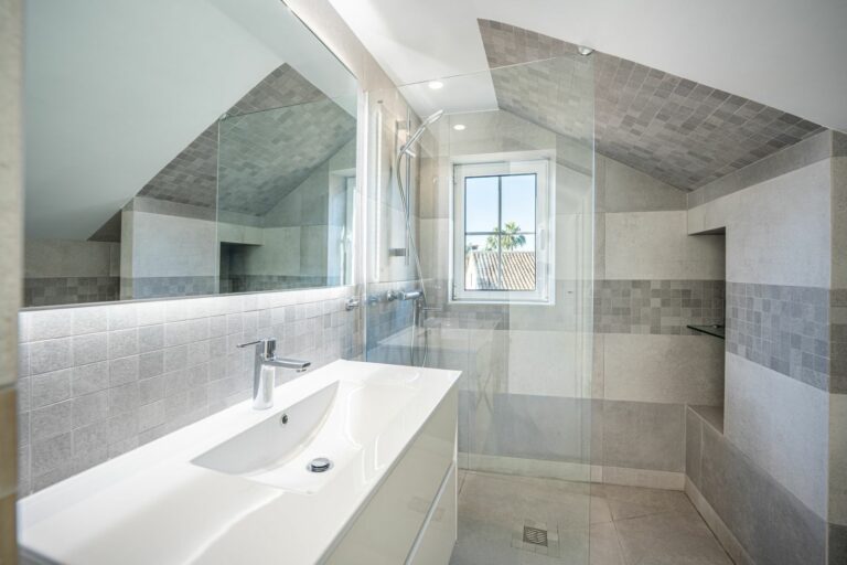 37794d1cb7865cdddbc911152caf0c90 - 5