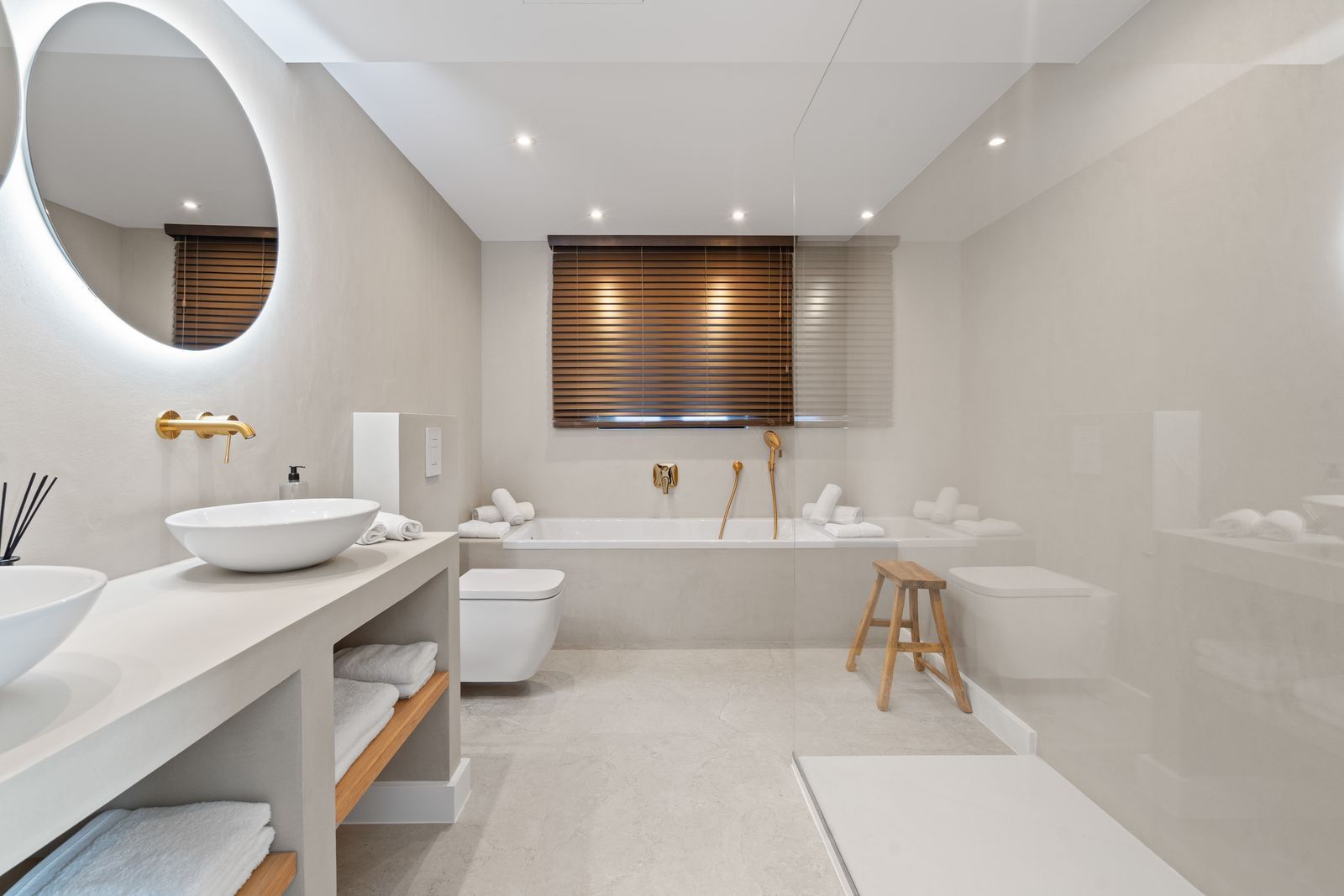 393237f34d680b8cff333ef76212e948 - 8