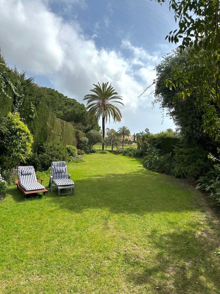 3a3d035e920afe117b9d311c6e894b32 - 13