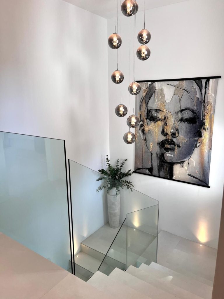 3a5495cf982ee0b8a17f540db86e52ff - 11