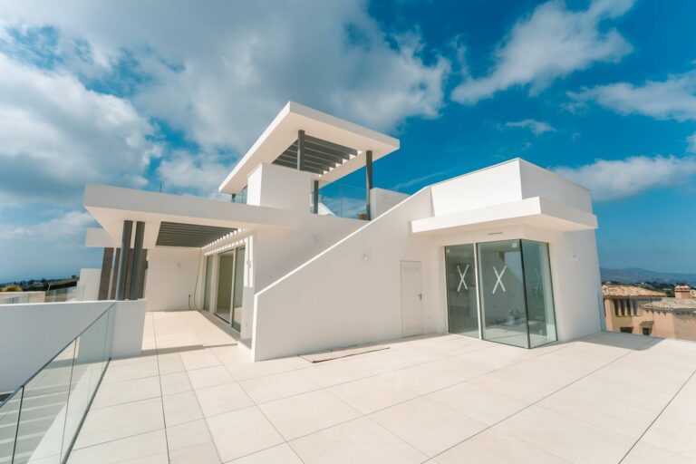 3aa6a299996eb8c5f68435da1a6e4f0d - 2