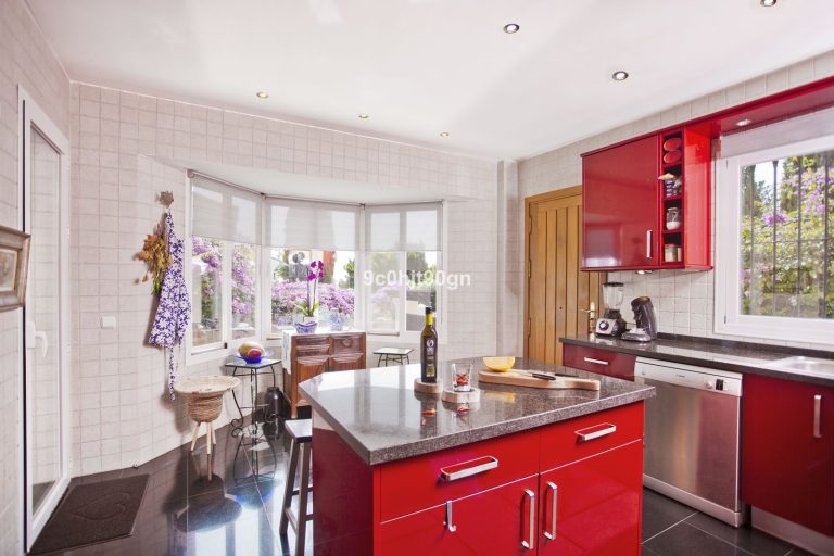 3af4cf09353f1adc2ecce275d6025af8 - 12