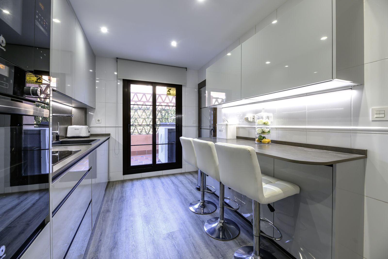 3b0c82fcdb30ee9e0ab082d7c2dc84df - 7