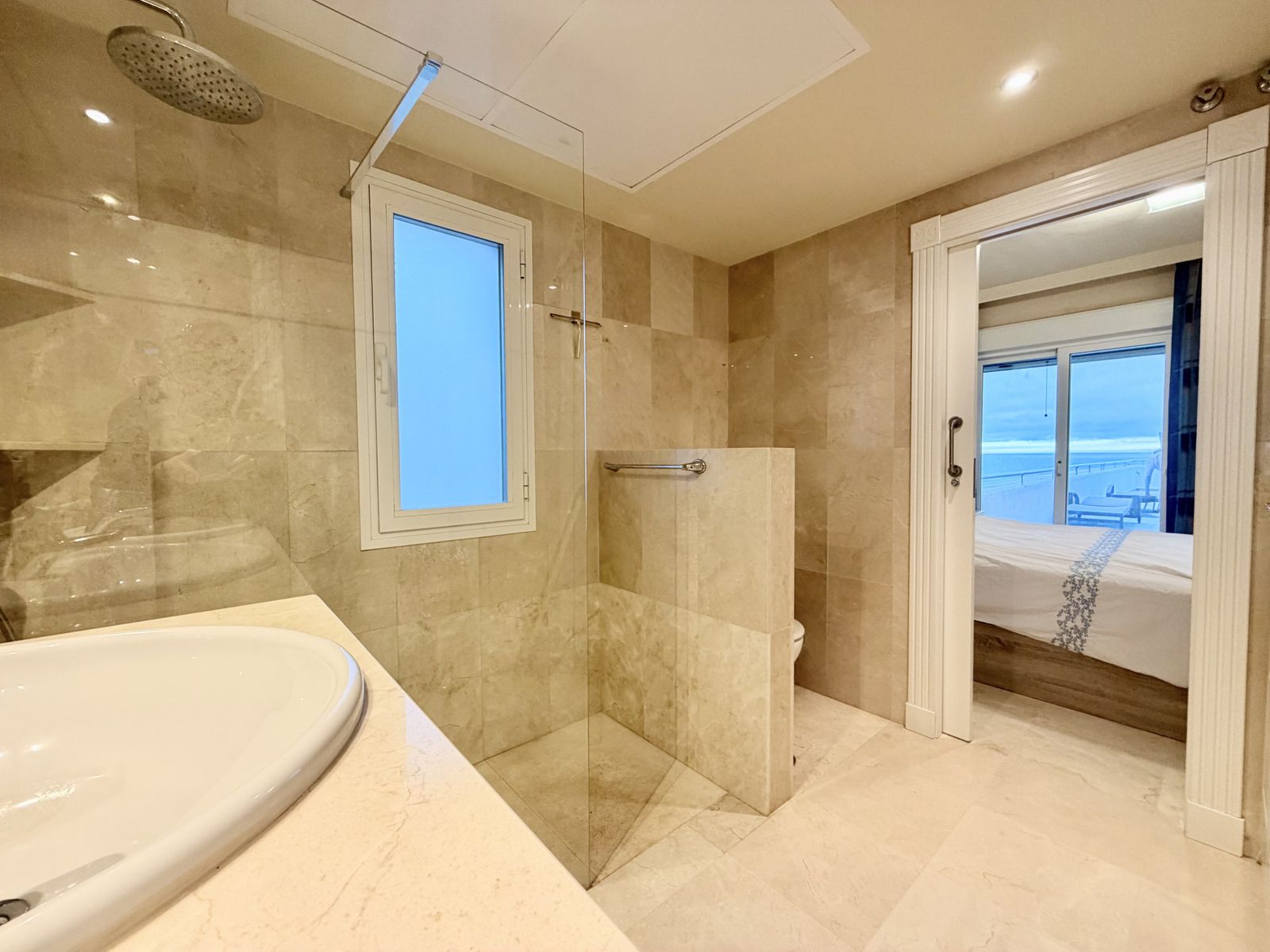 3ba83f35636864f341acfb64d4796a51 - 13