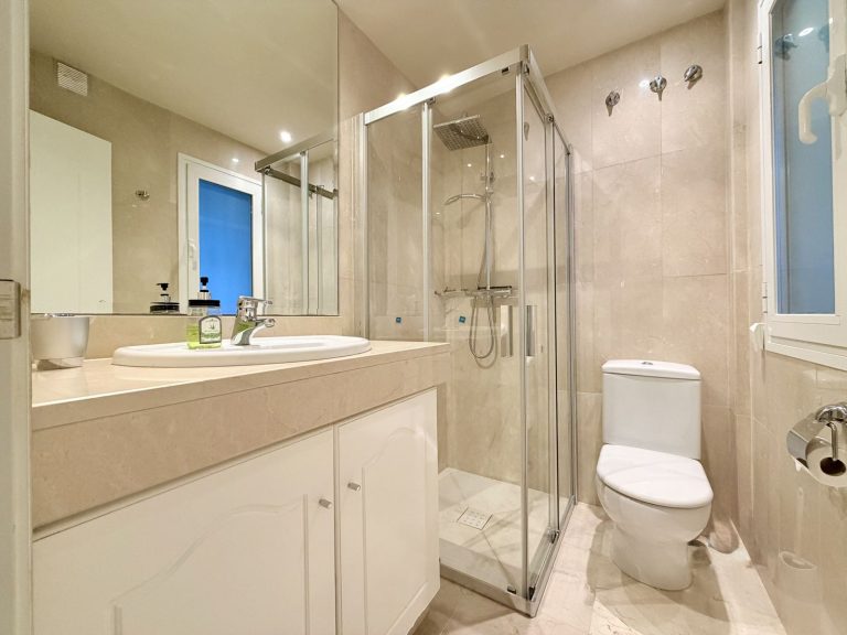 3ba83f35636864f341acfb64d4796a51 - 15