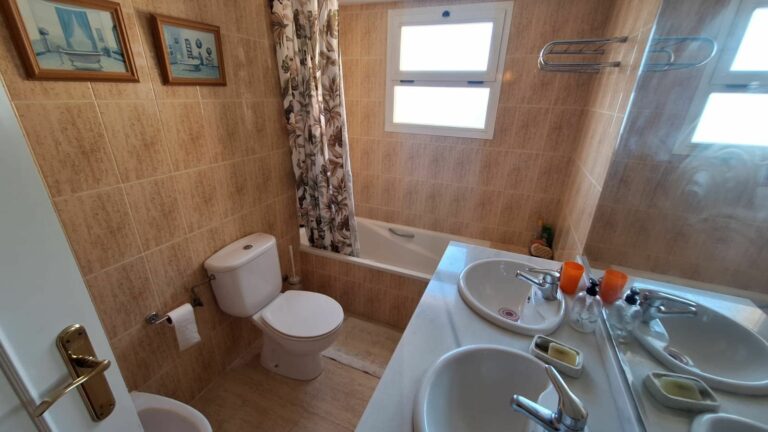 3ba87761916b76e760ef32bc0e1a6736 - 12