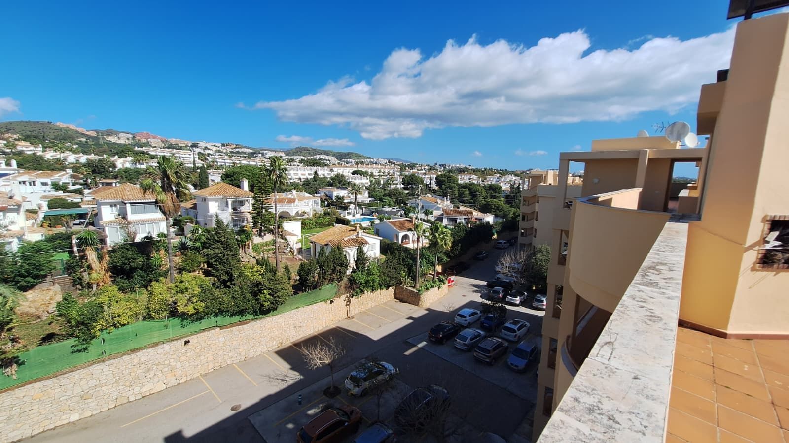 3ba87761916b76e760ef32bc0e1a6736 - 16