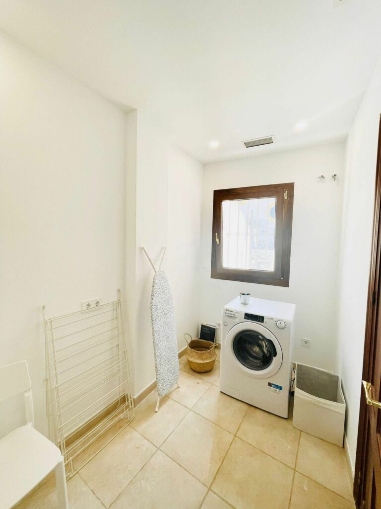 3cf70215c10f8e531d06614d464ba49f - 10