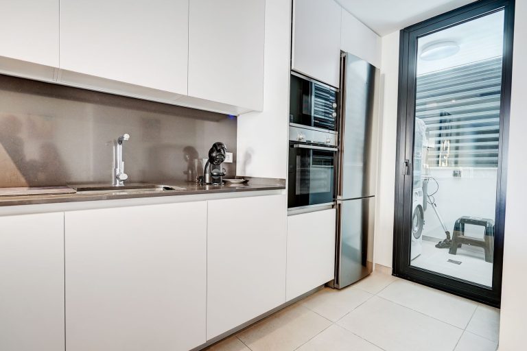 3e09acff316f10bcdbb0becf19e7e9b3 - 9