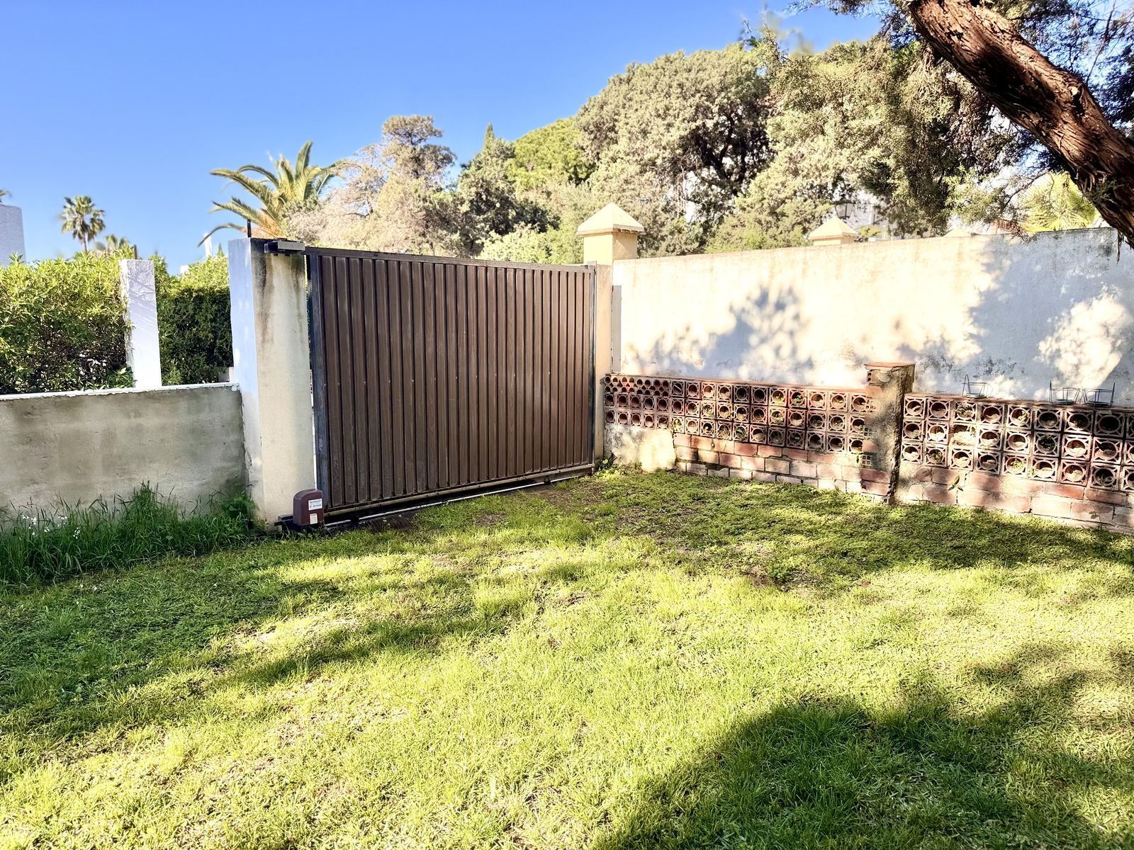 3e124f33e9acfab384238d38fdad3582 - 11