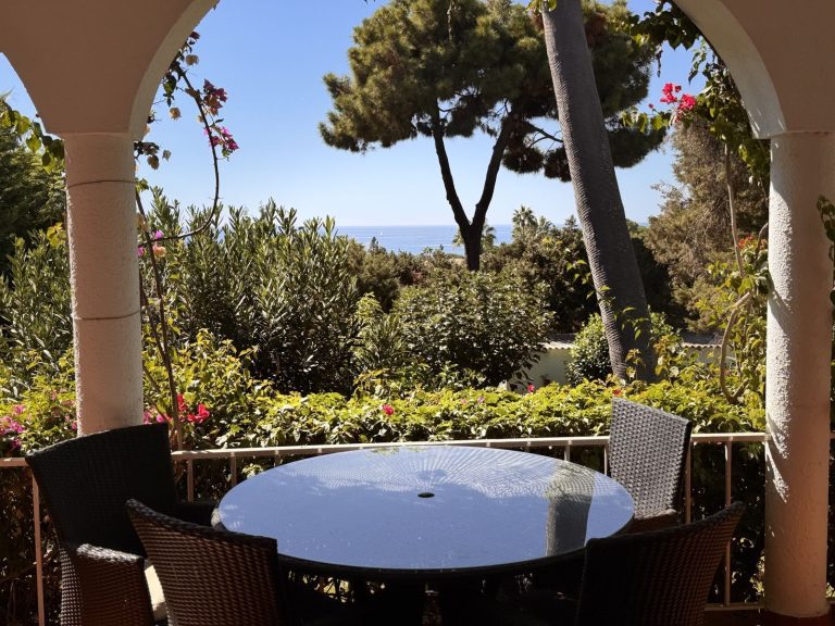 3e124f33e9acfab384238d38fdad3582 - 7