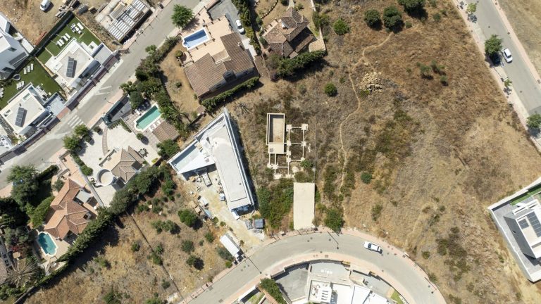 3ec02d35dd53a9cacb086b609de1a87f - 5