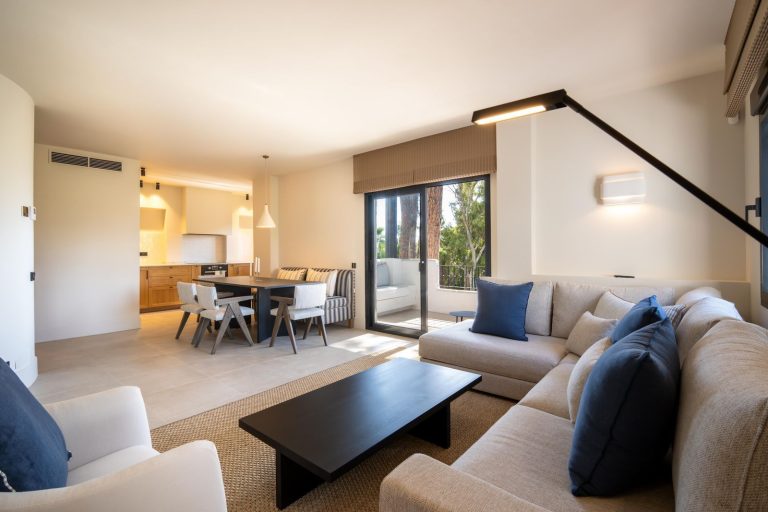 400c68f0ac4d3c4f06bb6b21cf43a740 - 5