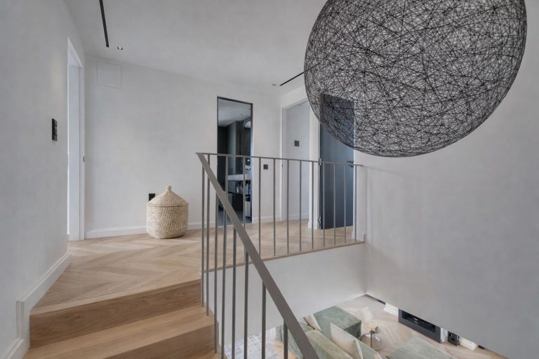 40366117736ac9ed0e05b6ad8f3d28de - 16