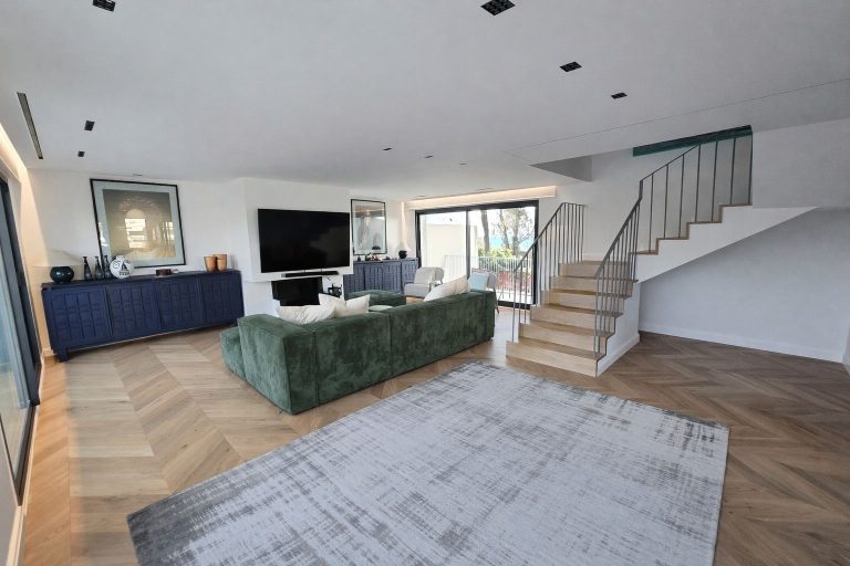 40366117736ac9ed0e05b6ad8f3d28de - 7