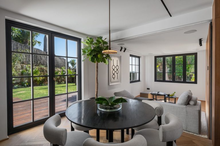 423712962d0ef7945a97deeb011a8ddb - 11